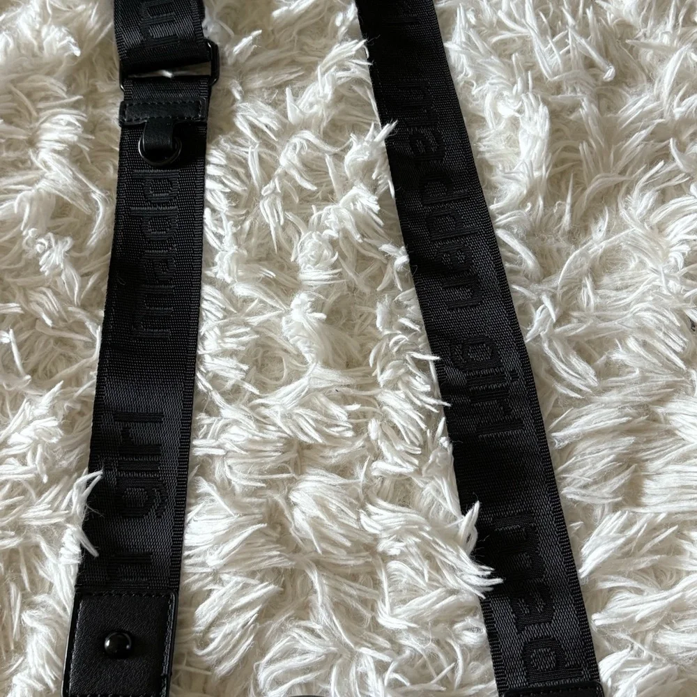 Madden Girl Black Mini Bag with Chain Detail - Picture 4 of 5